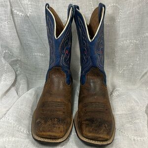 Ariat kids leather cowboy boots with square toe